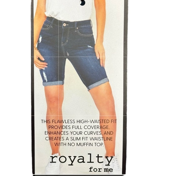 High Rise Light Distressed Bermuda Style DenimJean Shorts Plus Size 18W NEW - Picture 1 of 8